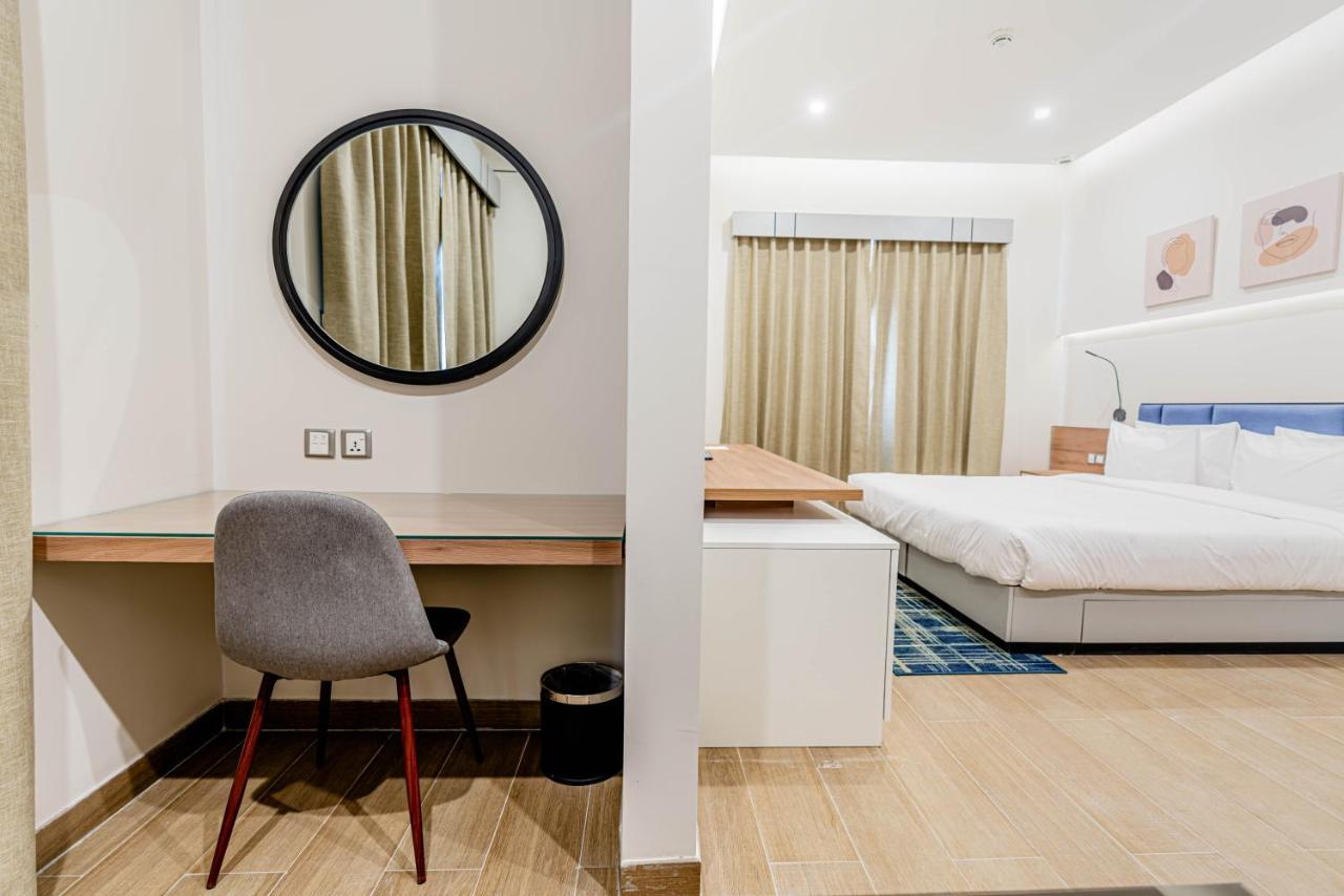 Resivation Hotel Dubai Ngoại thất bức ảnh