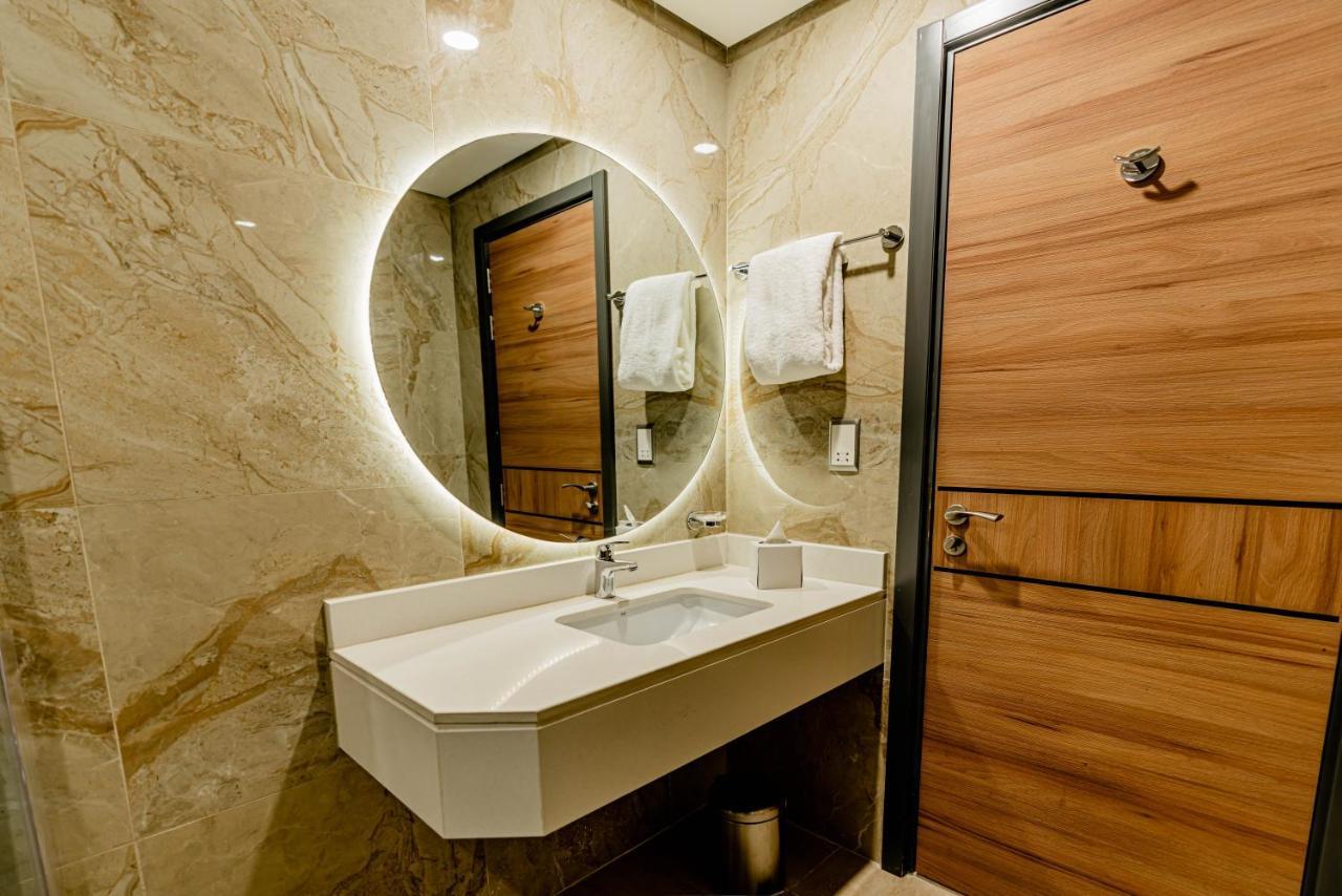 Resivation Hotel Dubai Ngoại thất bức ảnh
